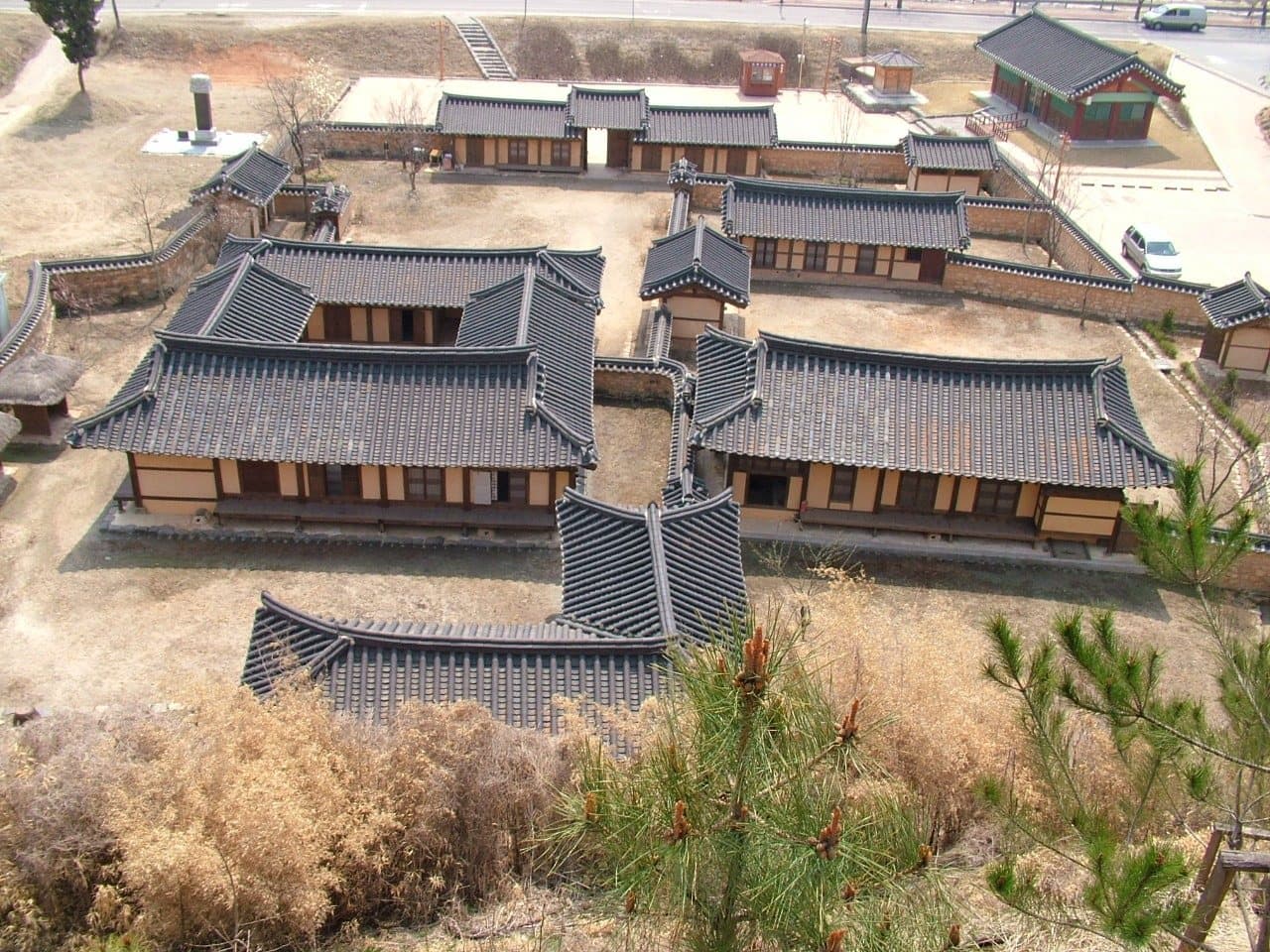 홍범식 고가 — 홍범식 고가