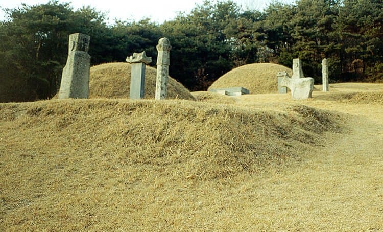 이색선생 묘역 — 이색선생묘전경