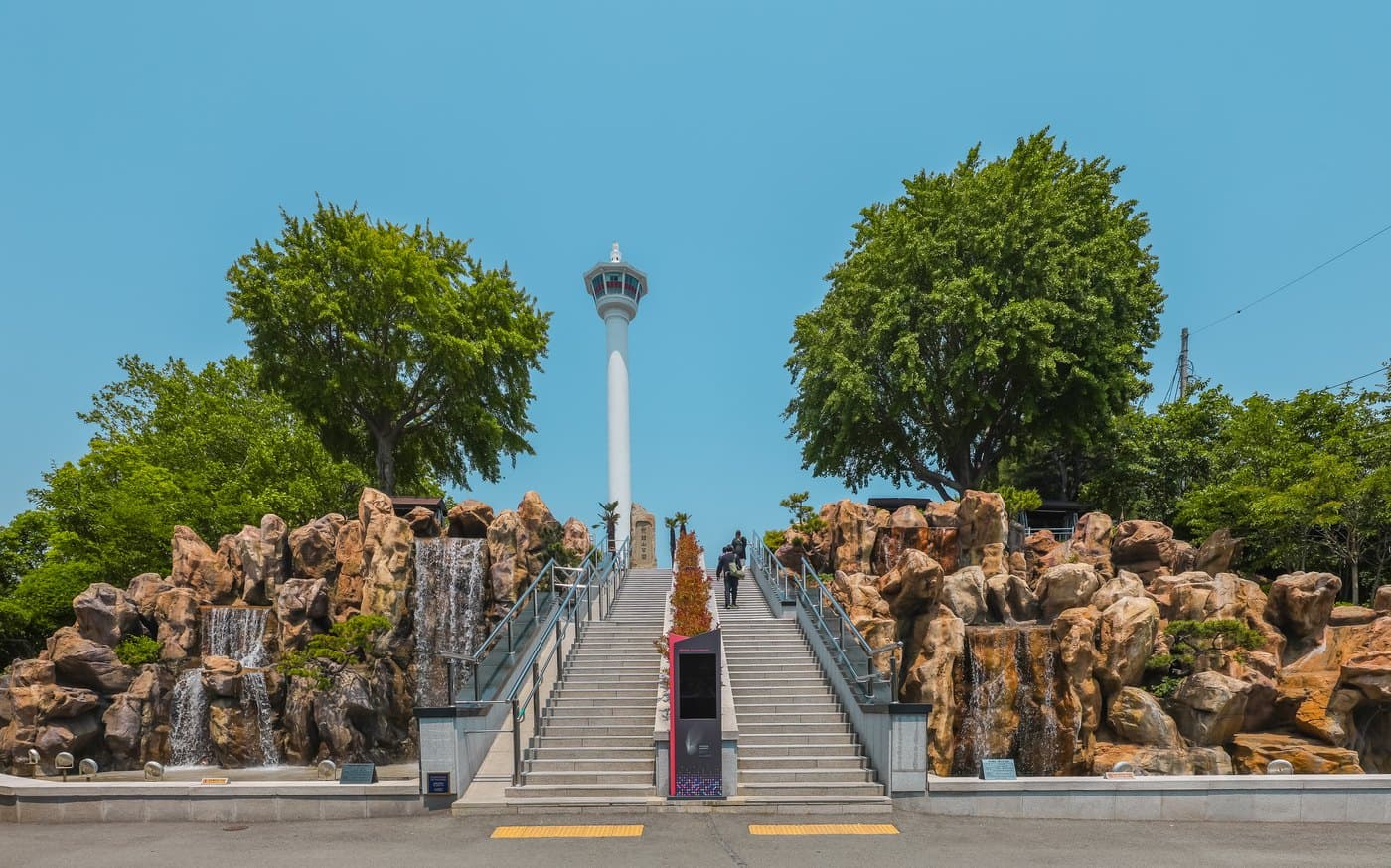 용두산공원·부산탑 역사권 — 용두산공원·부산탑 역사권