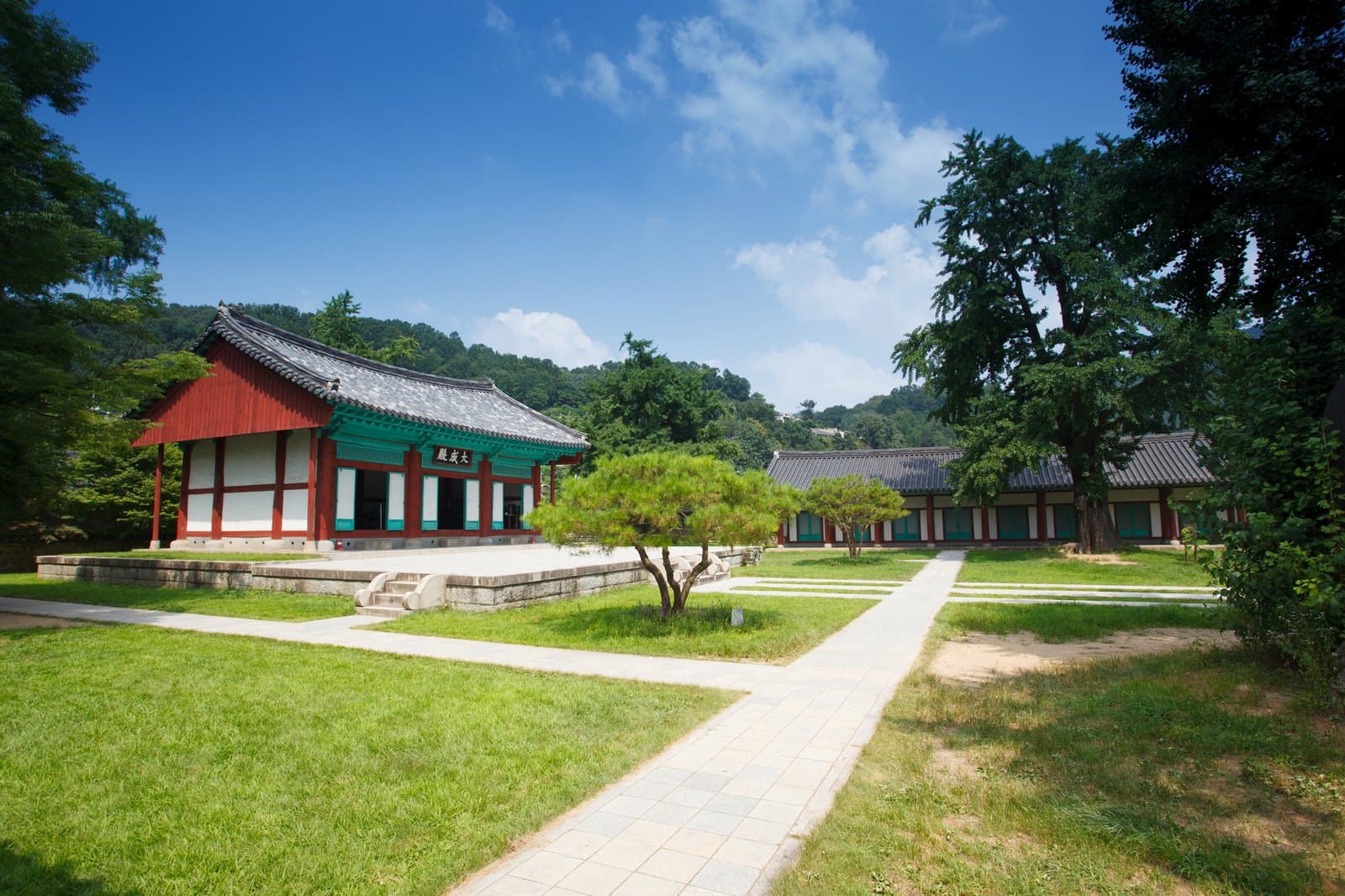 전주향교 — 전주향교_전경2 (촬영년도 : 2015년)
